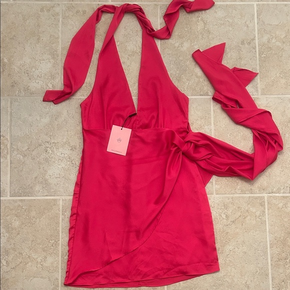 NWT! Hello Molly Fuchsia Pink Halter Mini Dress 6 - Picture 2 of 10